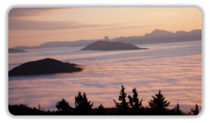 mer de nuages à l'automne